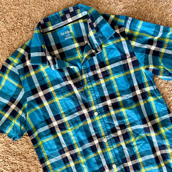 Cat & Jack Boys’ Blue Plaid Button-Down Shirt | Size Large | Excellent Condition - Picture 3 of 4